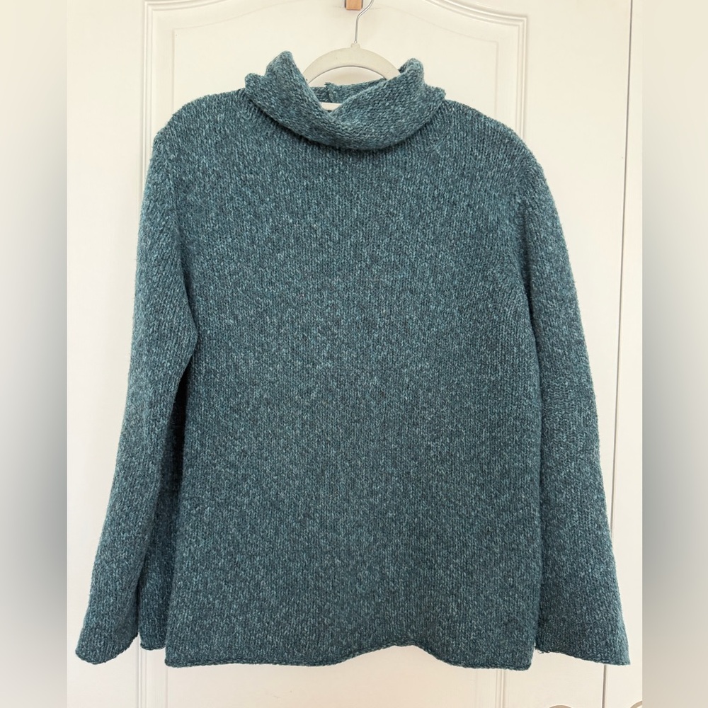 Eileen Fisher Italian Yarn Wool Blend Teal Turtleneck Knit Sweater size Medium